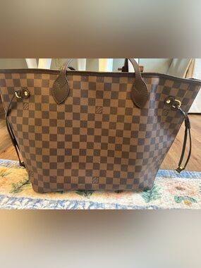 Louis Vuitton neverfull
